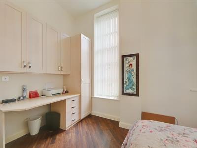 Property image 8 of home to buy in 47 Azalea Close, St. Albans